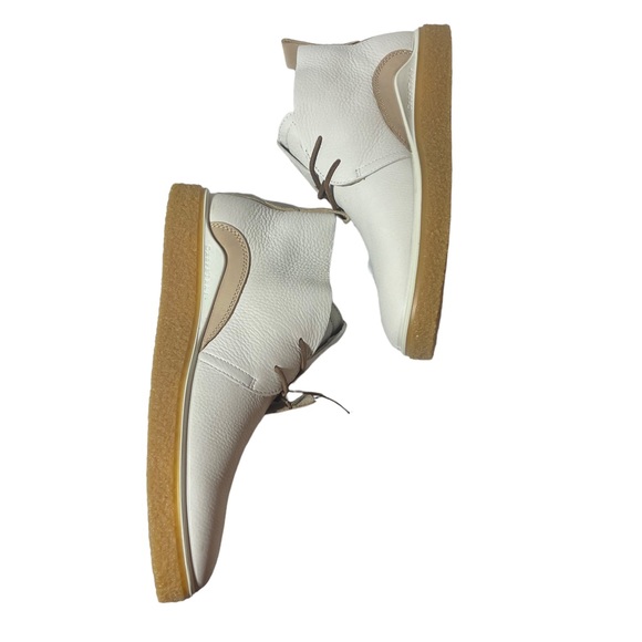 ECCO Women's CrepeTray
Bootie Ankle Boot US 10-10.5 NIB - Picture 6 of 9